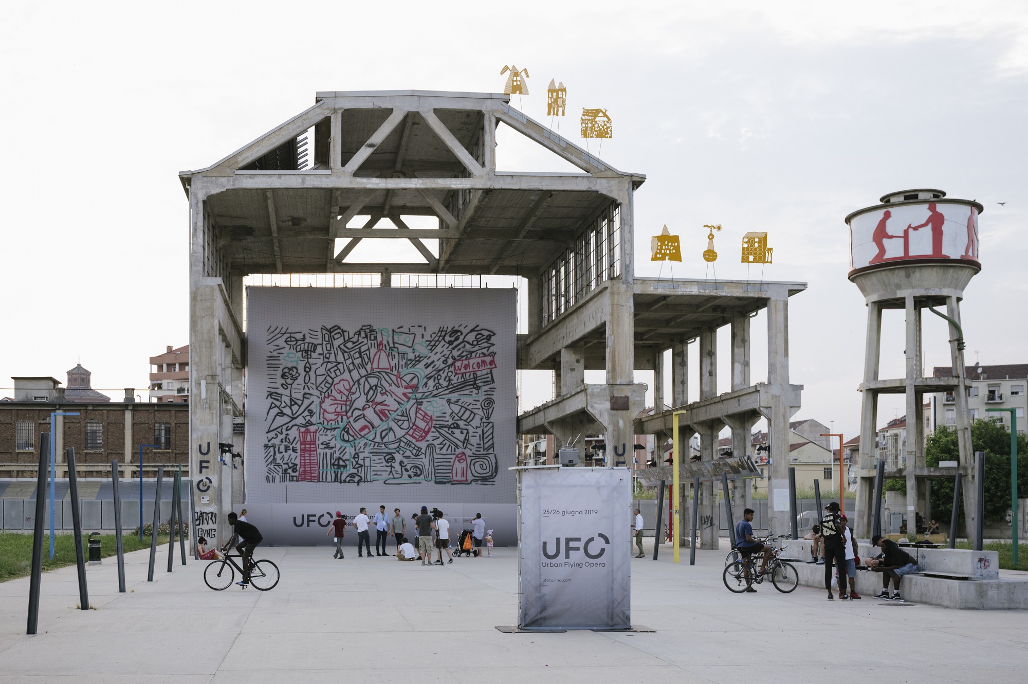 U.F.O. drone graffiti installation, Torino.